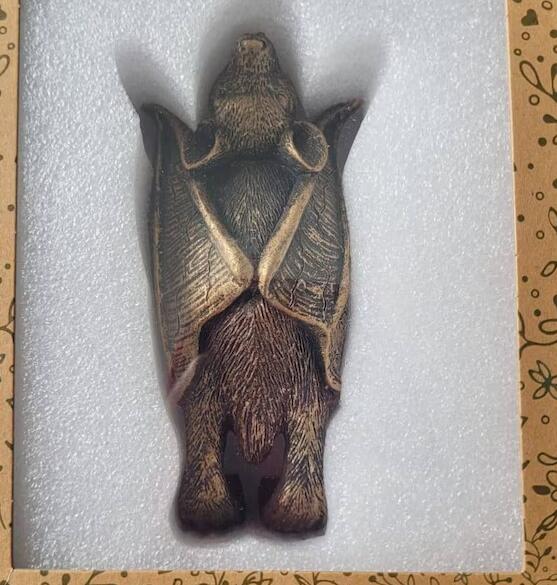 Bronze Bat Pot Buddy, Pot Hanger, Bat Gifts, Gift Boxed(11 x 5.5 x 4.5 cm)