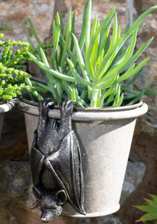 Bronze Bat Pot Buddy, Pot Hanger, Bat Gifts, Gift Boxed(11 x 5.5 x 4.5 cm)