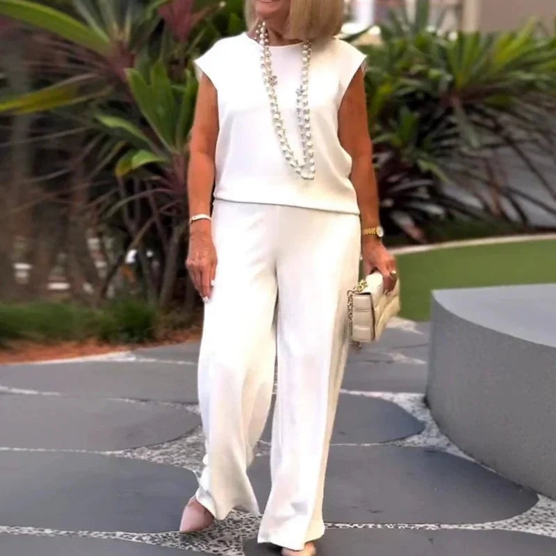 Women's crew neck sleeveless top and pants set