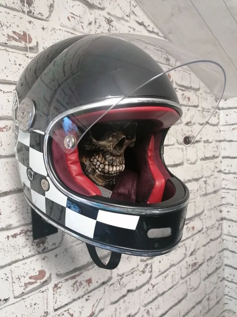 🏴☠️Skull holder for motorcycle helmet and jacket🎁 2025 New Models!