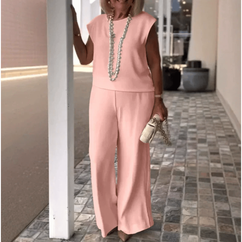 Women's crew neck sleeveless top and pants set