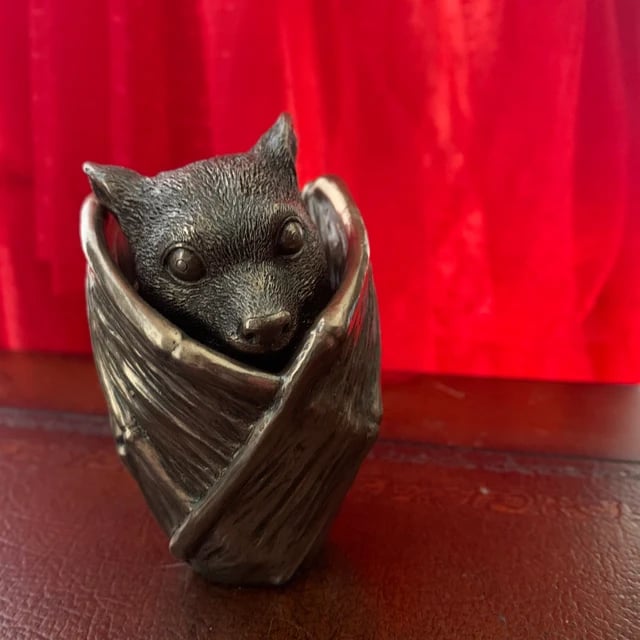 🦇💍Handmade🎁Bronze bat trinket cup, Gothic home decor, bat jewelry box