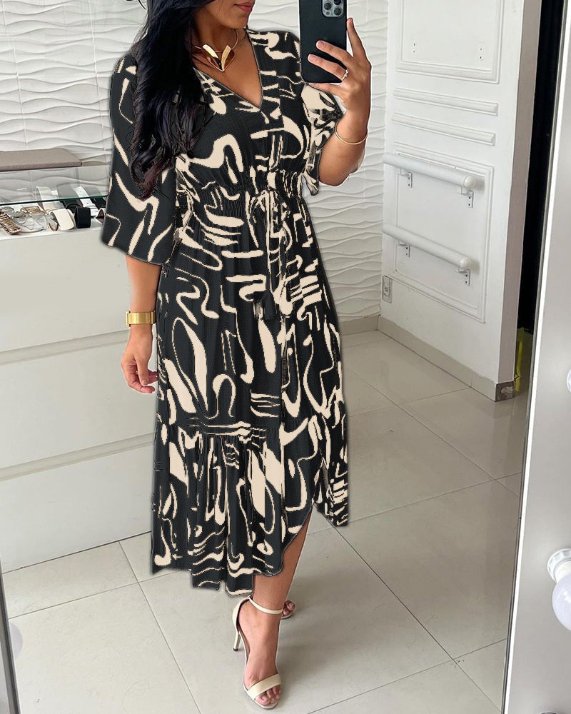 🔥Buy 2 get 20% off🔥V-Neck Waist Ink Print Dress