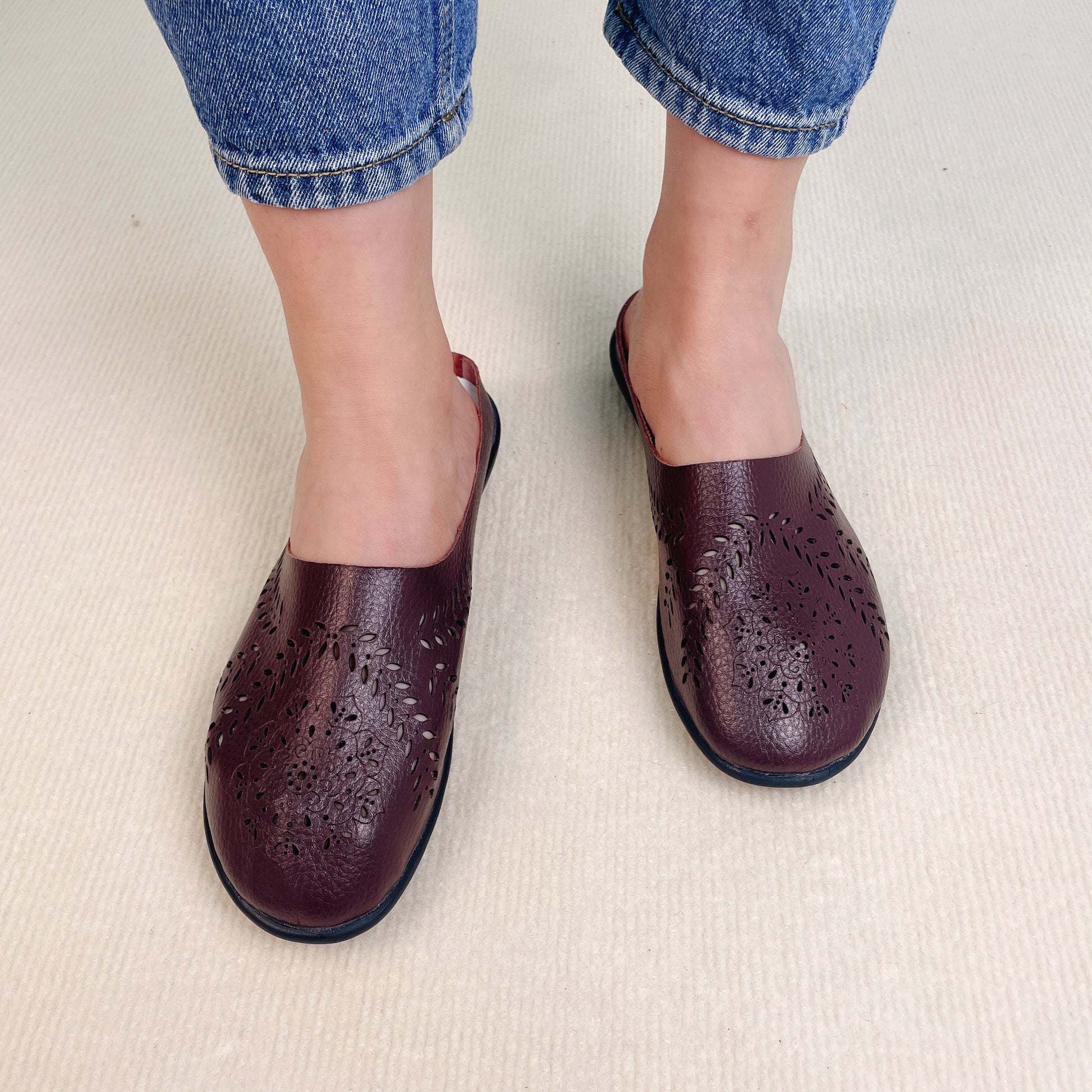 🔥Last day 49% OFF - Casual All-match Hollow Slippers mysite