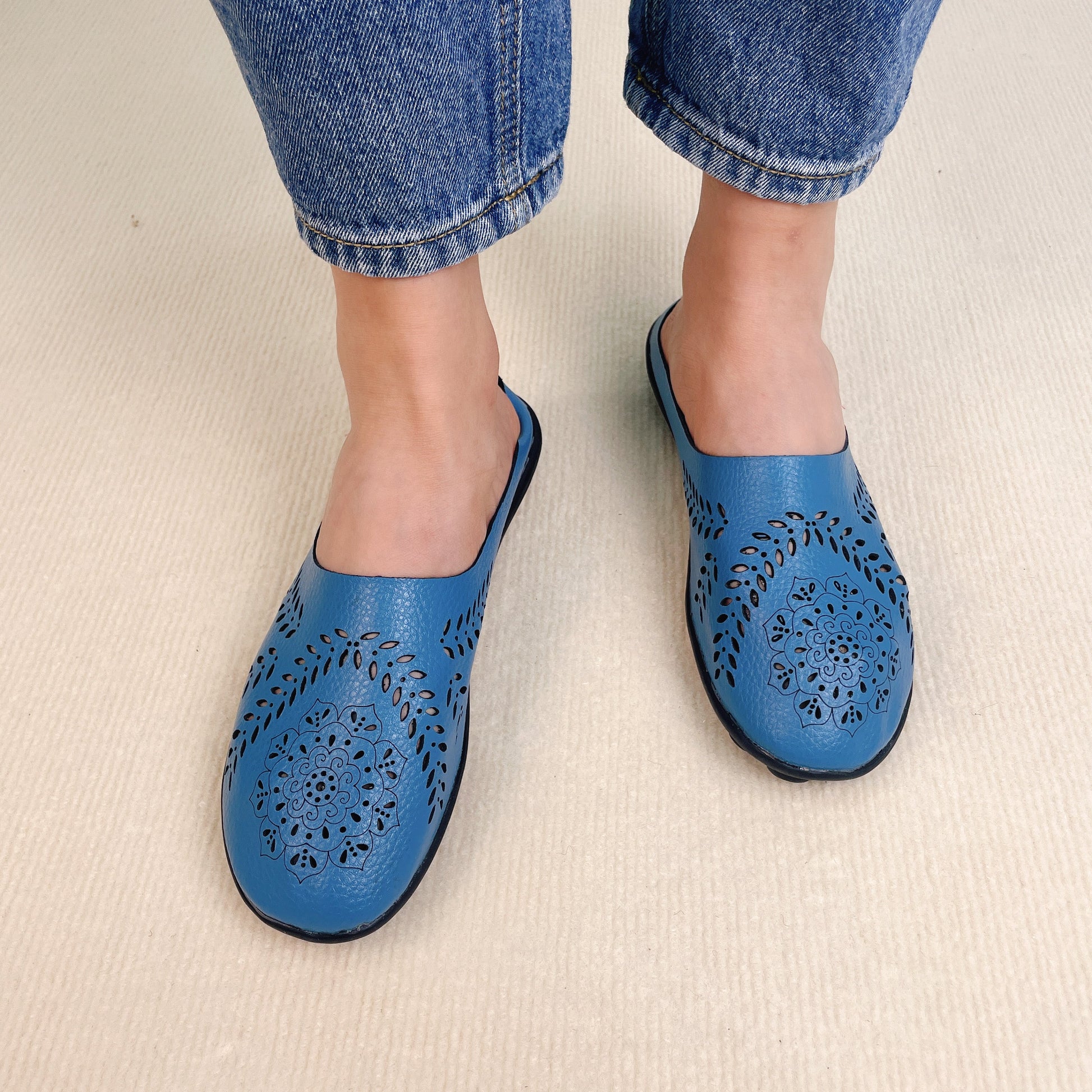🔥Last day 49% OFF - Casual All-match Hollow Slippers mysite