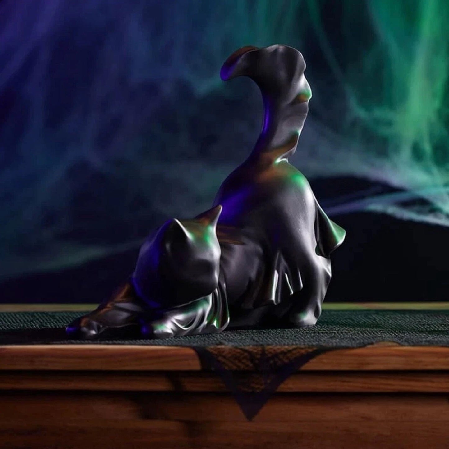 Halloween spooky black cat statue
