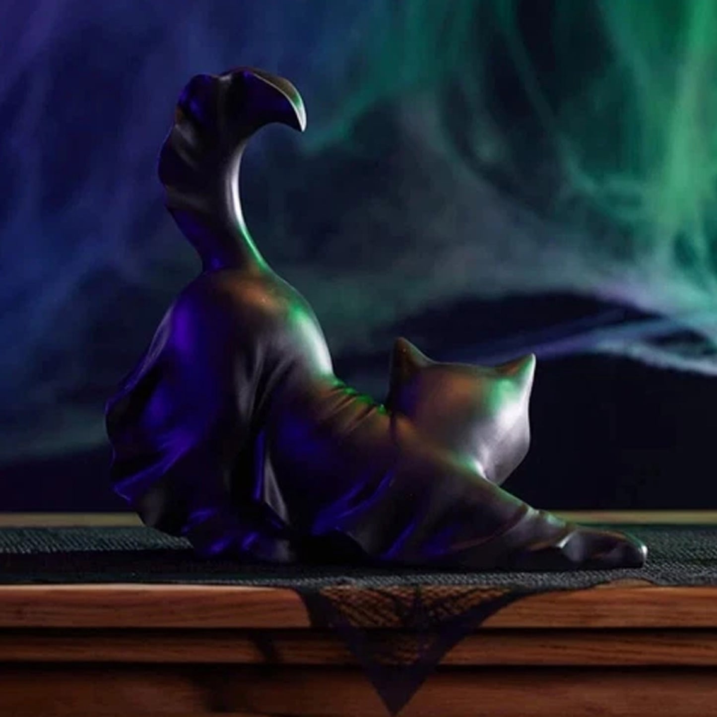 Halloween spooky black cat statue