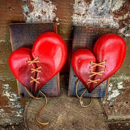 ❤️‍🔥Wood Heart on Steel Pedestal Art Piece | Handmade