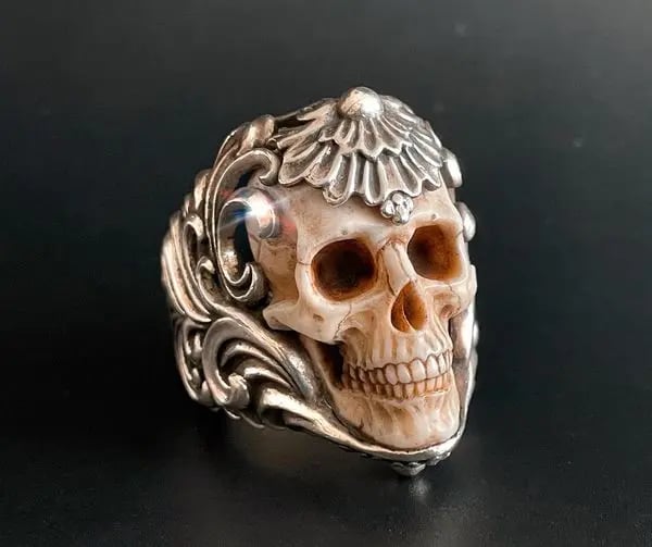⏰Vintage Polish Floral Armor Antler Skull Ring