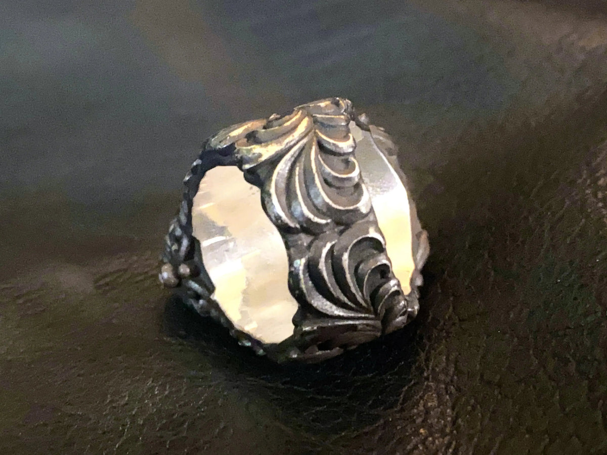 ⏰Vintage Polish Floral Armor Antler Skull Ring