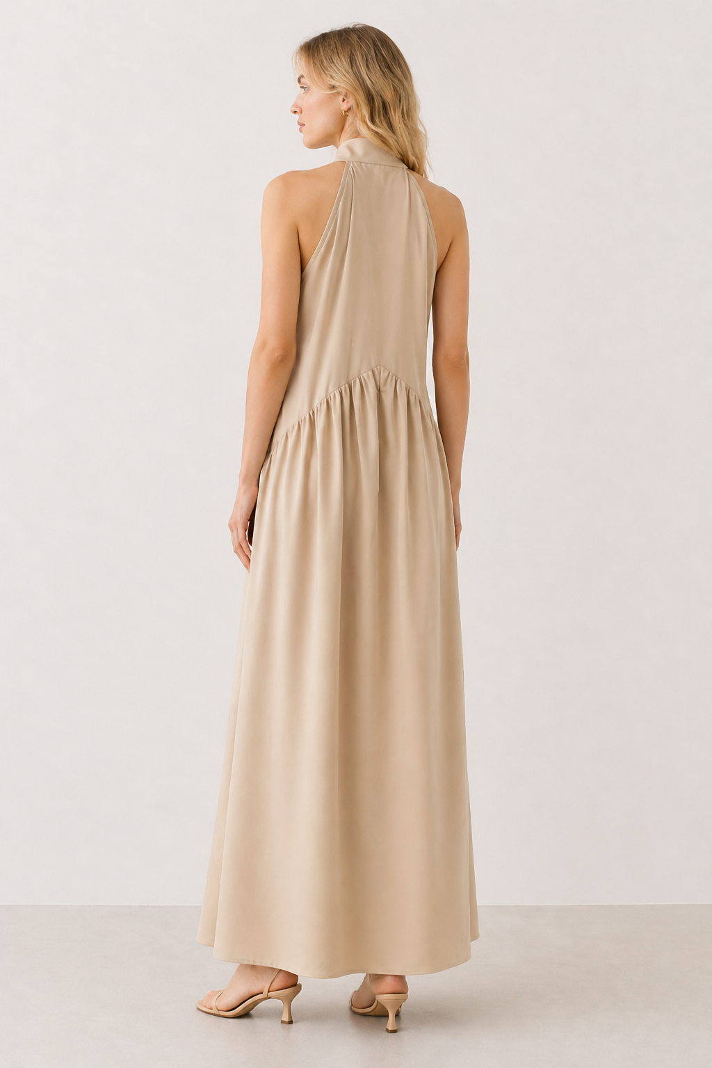 🔥Hot selling item for Summer 2026!🔥Minimalist Halter Neck Maxi Dress | Casual Loose Fit Summer Dress with Pockets for Women - Buy 2 items and get free shipping!