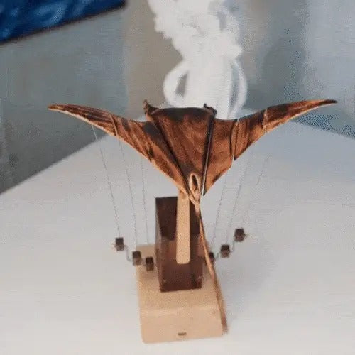 🔥Handcrafted Walnut Manta Ray Automaton – The Ocean’s Silent Glider🎁