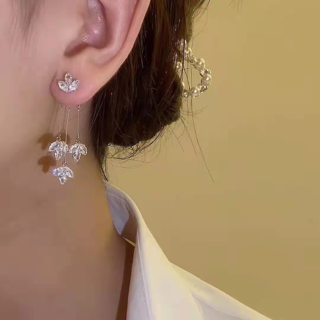 ZIRCON TASSEL MAPLE LEAF EARRINGS mysite