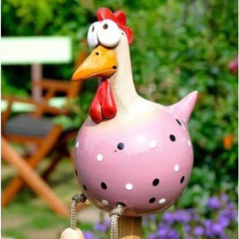 Funny decorative chicken, eye-catching decoration mysite