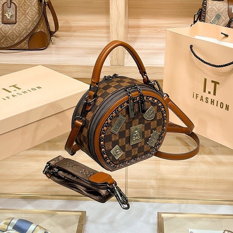 💖2023 NEW Hot Sale -Fashion Leather Bear Bag(Buy 2 Get Free VIP Shipping💥)