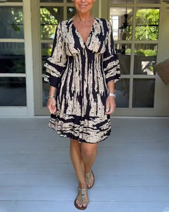 There Quarter Sleeve V-Neck Dress