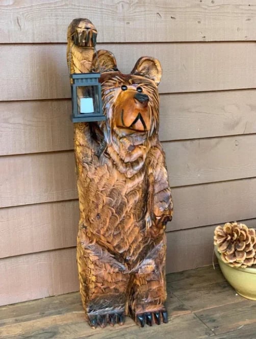 🎄Cedar carved Bear with solar lantern🌲 mysite